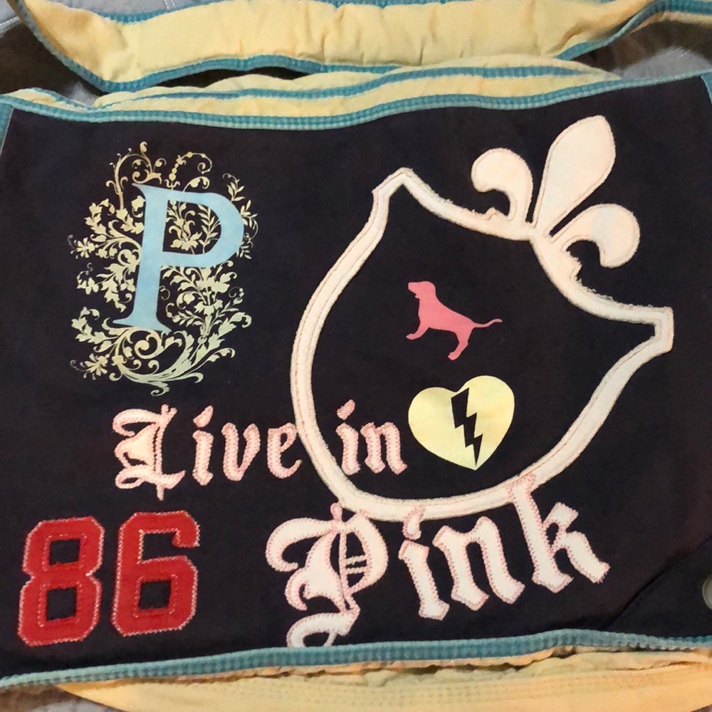 Victoria’s Secret PINK bag